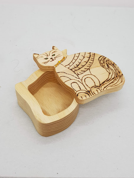 Boîte en bois chat